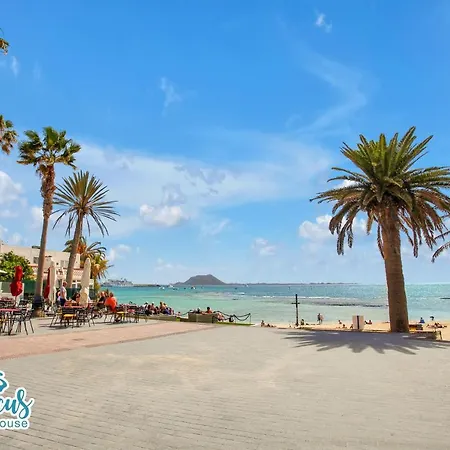 Stunning 1-bed In Near Beaches *