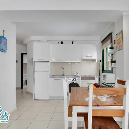 Stunning 1-bed In Near Beaches Lejlighed Corralejo